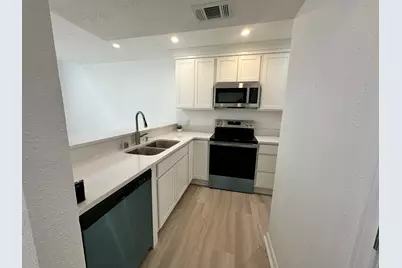 2800 Jeanetta Street #203, Houston, TX 77063 - Photo 9