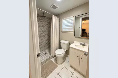 1013 Bennington Street, Houston, TX 77022 - Photo 7