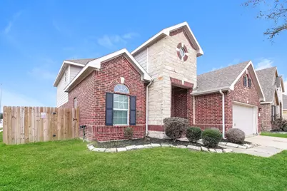 8303 Egret Bay Circle, Baytown, TX 77523 - Photo 3