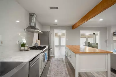 5918 Par Four Drive, Houston, TX 77088 - Photo 11