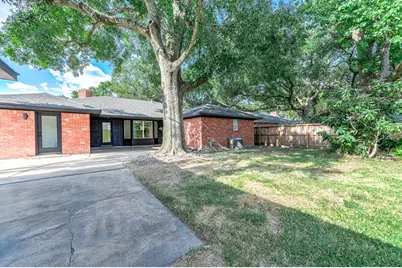 5507 Valkeith Drive, Houston, TX 77096 - Photo 39