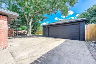 5507 Valkeith Dr, Houston, TX 77096 - Photo 37
