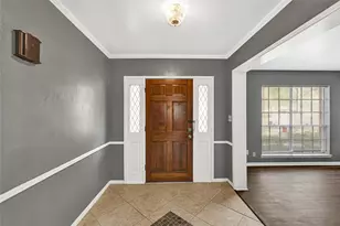 225 St Cloud Dr, Friendswood, TX 77546 - Photo 9