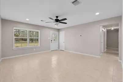 815 Rosewood Drive, Dickinson, TX 77539 - Photo 5