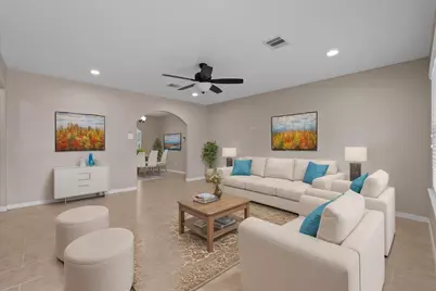 815 Rosewood Drive, Dickinson, TX 77539 - Photo 3