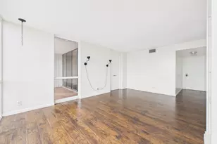 5001 Woodway Dr, Houston, TX 77056 - Photo 3