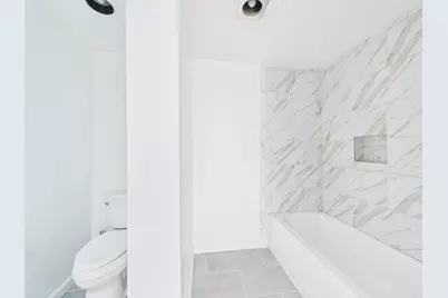 5001 Woodway Drive #1103, Houston, TX 77056 - Photo 23