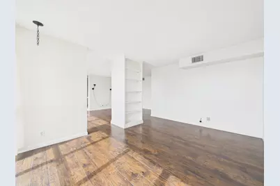 5001 Woodway Drive #1103, Houston, TX 77056 - Photo 5