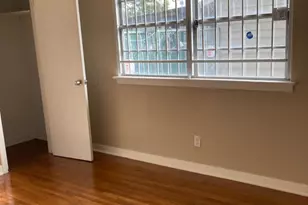 10112 Homestead Rd, Houston, TX 77016 - Photo 3