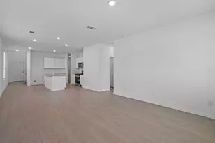 619 Amber Fls Dr, Montgomery, TX 77356 - Photo 3