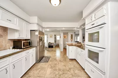 15214 Pebble Bend Drive, Houston, TX 77068 - Photo 11