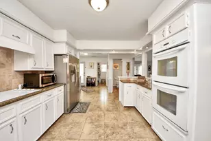 15214 Pebble Bend Dr, Houston, TX 77068 - Photo 11
