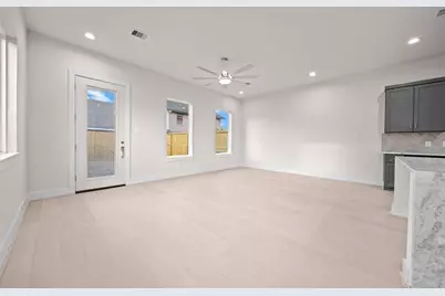 4525 Davenport Street, Houston, TX 77051 - Photo 11