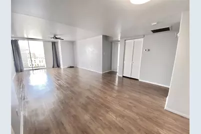 2016 Main Street #720, Houston, TX 77002 - Photo 5