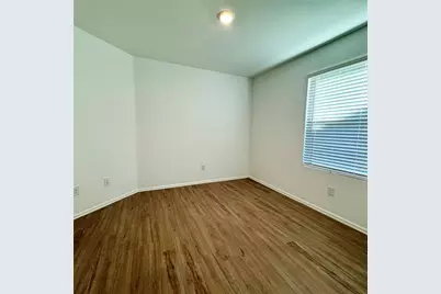 9822 Stoney Spring Lane, Baytown, TX 77521 - Photo 11