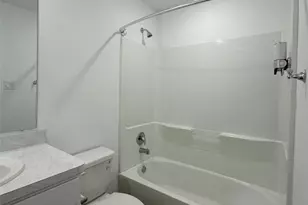 9822 Stoney Spg Ln, Baytown, TX 77521 - Photo 13