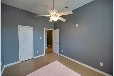 746 San Jacinto Circle, Baytown, TX 77521 - Photo 7