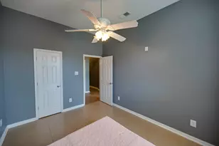 746 San Jacinto Circle, Baytown, TX 77521 - Photo 7