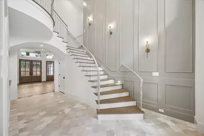 1018 Rosepoint Street, Houston, TX 77018 - Photo 3