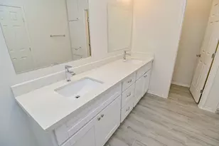 1110 Louise St, Houston, TX 77009 - Photo 31