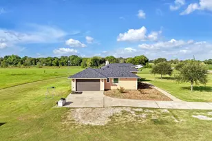 8131 Brinkmeyer Rd, Needville, TX 77461 - Photo 1