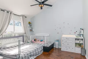 7965 Kendalia Dr, Houston, TX 77036 - Photo 9