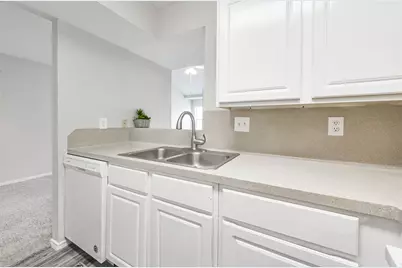 10811 Richmond Avenue #124, Houston, TX 77042 - Photo 23