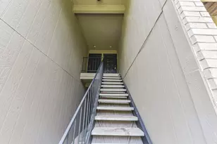 10811 Richmond Ave, Houston, TX 77042 - Photo 3