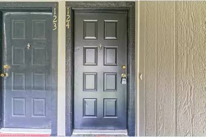 10811 Richmond Avenue #124, Houston, TX 77042 - Photo 9