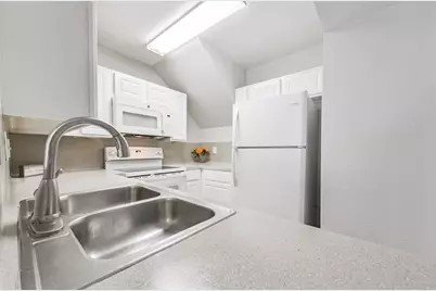 10811 Richmond Avenue #124, Houston, TX 77042 - Photo 25