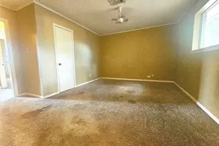 315 University St, Wharton, TX 77488 - Photo 17