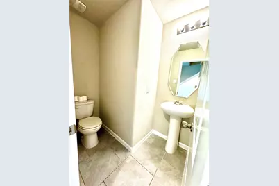 8210 Oakleaf Meadow Court, Rosharon, TX 77583 - Photo 17