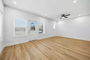 7625 De Priest St, Houston, TX 77088 - Photo 7