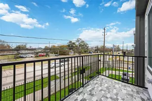 7625 De Priest St, Houston, TX 77088 - Photo 29