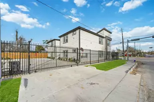 7625 De Priest St, Houston, TX 77088 - Photo 31