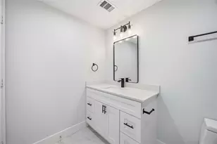7625 De Priest St, Houston, TX 77088 - Photo 13