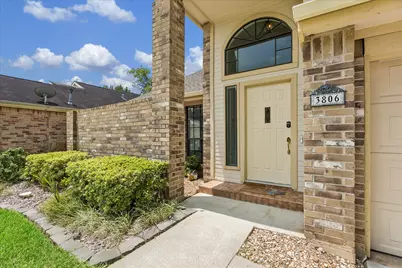 3806 Crystal Falls Drive, Missouri City, TX 77459 - Photo 1