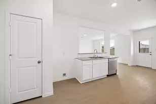 909 Silver Buckle Ln, Montgomery, TX 77356 - Photo 9