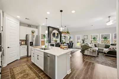 1827 E Darlington Oak Court, Conroe, TX 77304 - Photo 9