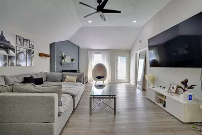 4010 Oak Terrace Court, Houston, TX 77082 - Photo 11