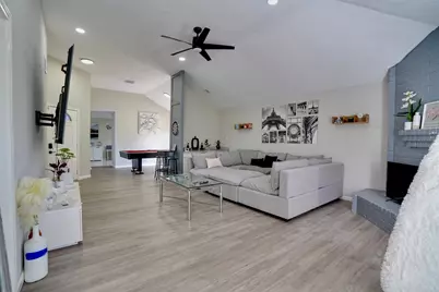 4010 Oak Terrace Court, Houston, TX 77082 - Photo 5