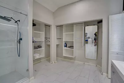 4010 Oak Terrace Court, Houston, TX 77082 - Photo 37