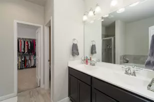 513 Sugar Trail Dr, League City, TX 77573 - Photo 15