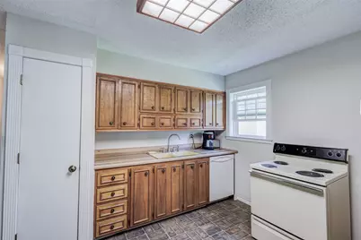 827 Bell Drive, Euless, TX 76039 - Photo 7