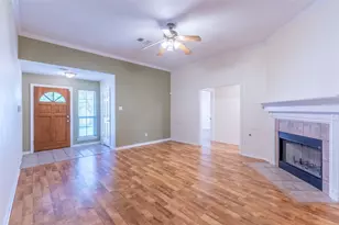 4802 Treadgold Ln, Bryan, TX 77802 - Photo 7