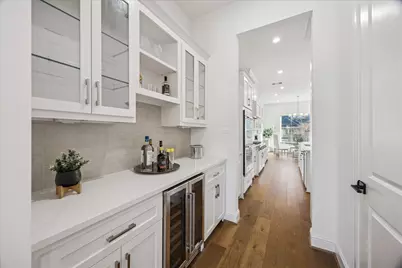4951 Glenmeadow Drive, Houston, TX 77096 - Photo 19