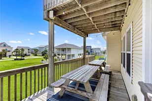 4114 Courageous Ln, Galveston, TX 77554 - Photo 33