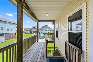 4114 Courageous Ln, Galveston, TX 77554 - Photo 35