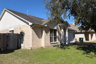15738 Boonridge Rd, Houston, TX 77053 - Photo 1