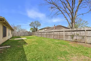 9217 Mohawk Dr, La Porte, TX 77571 - Photo 33